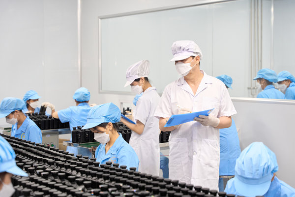 Nhà máy gia công mỹ phẩm